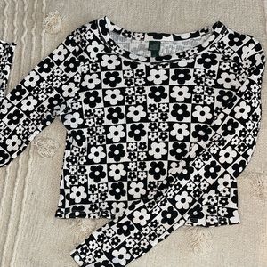 Fun long sleeve crop top